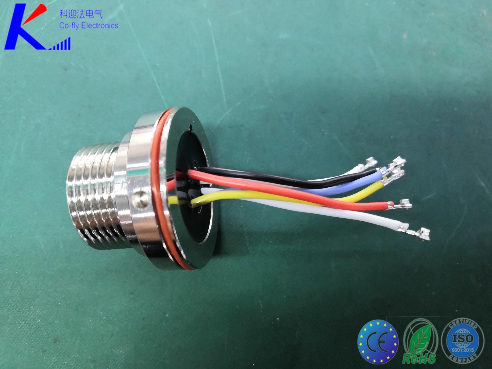 7/8 M23 5pin Male Circular Flange Socket